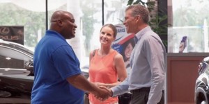 Why You Should Hire a Broker for Your Next Vehicle